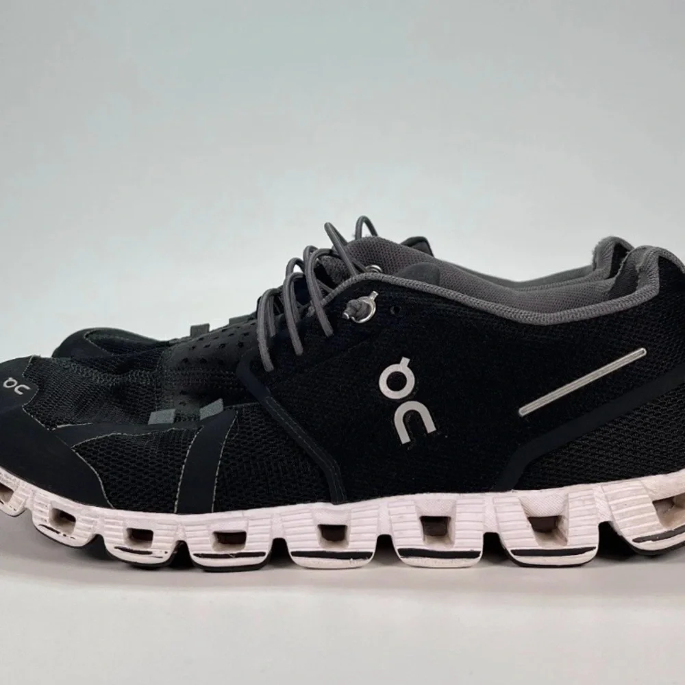 On Cloud Running 5 Black-White-Gray Gym Training Comfort Sneakers Shoes-Womens 8 - Picture 5 of 6